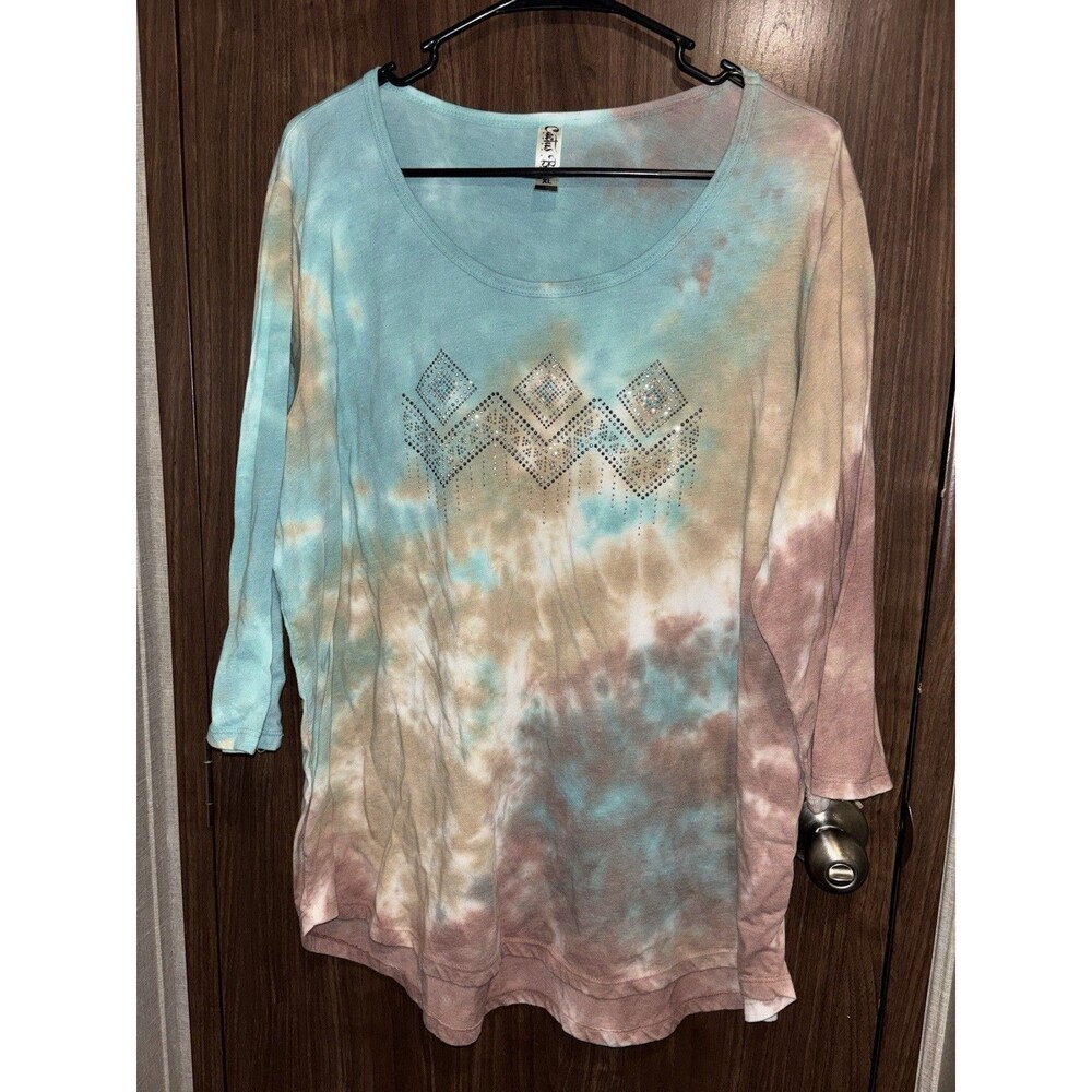 Cactus Bay VintageWomen's 3/4 Sleeve  T Shirt Tie Dye USA Flag Western,  X Large